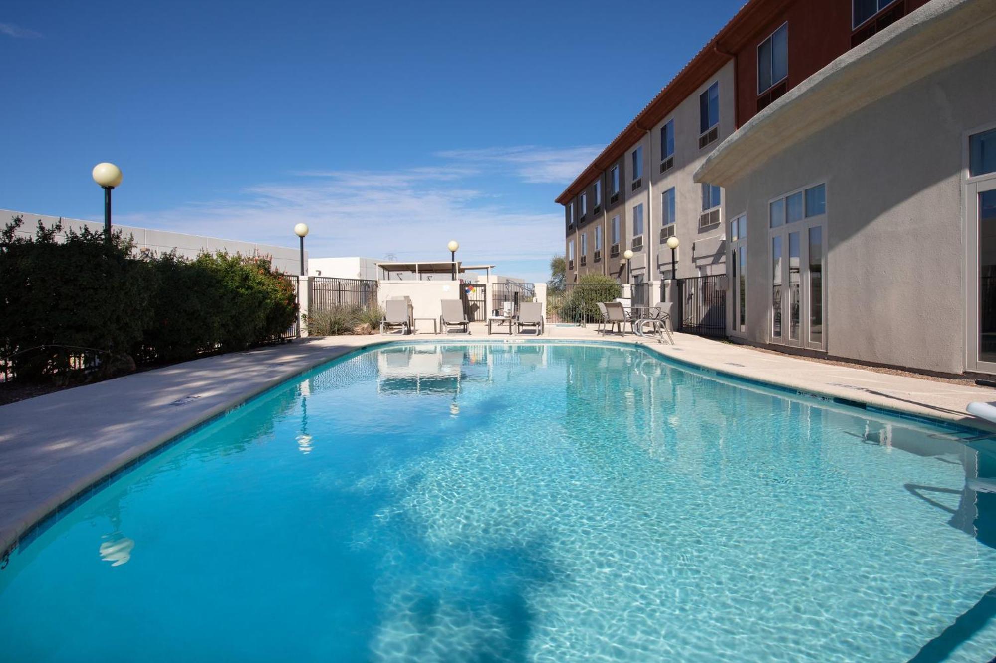 Holiday Inn Express & Suites Tucson By Ihg Dış mekan fotoğraf